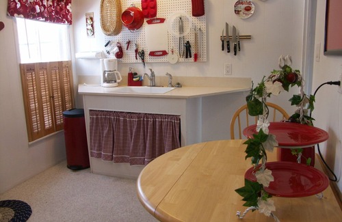 Frankfort House | Beach Breeze Cottage, Just Steps from the Beach, Sleeps 12.