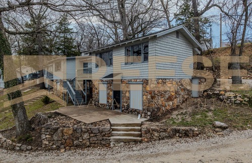 Lake Ozark Cabin | Beach Cabin #1, Private/Shared Beach - Cabin #1