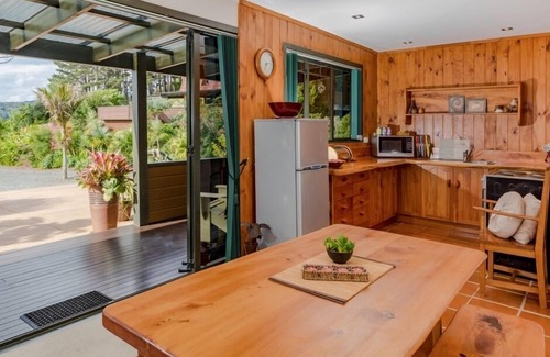Kaeo Ski Chalet | Beach Chalet C - Whangaroa