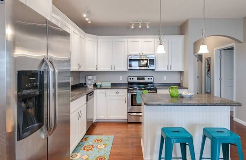 Celina Apartment | Beach Club Escape - Unit 304: 3 bed/2 bath Lakeside Condo!