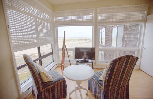 Watsonville Condo | Beach Condo Pelican 26