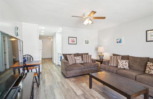 Carpinteria Apartment | Beach Condo with Private Patio #135