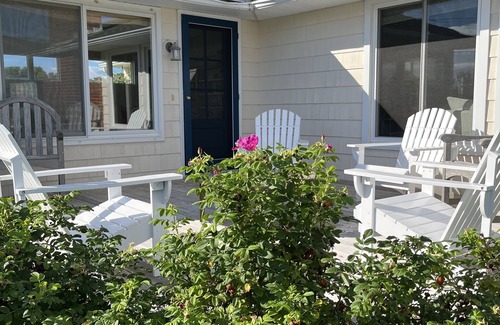 Quonochontaug Cottage | Beach Cottage w/ocean views 2 min. walk from the beach.