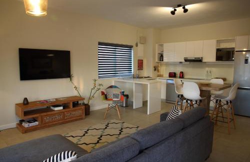 Pereybere Apartment | Beach Cove 4