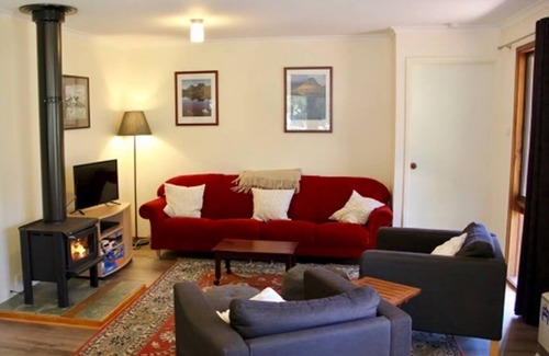 Venus Bay House | Beach Daze - just a short stroll to the beach access track