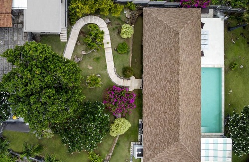 Bunutan Villa | Beach Front 3BR Hideaway Villa w/Infinity Pool