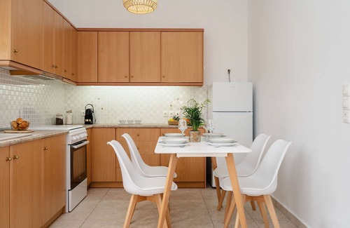 Mikri Vigla Apartment | BEACH FRONT ACCOMMODATION IN MIKRI VIGLA BEACH