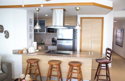 Villas Del Mar Apartment | Beach-Front Apartment With Amazing View