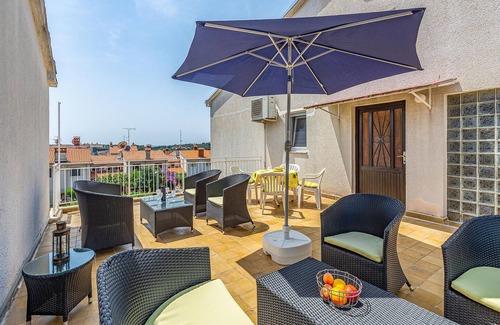 Vintijan Apartment | Beach front apartment in Pula with WiFi