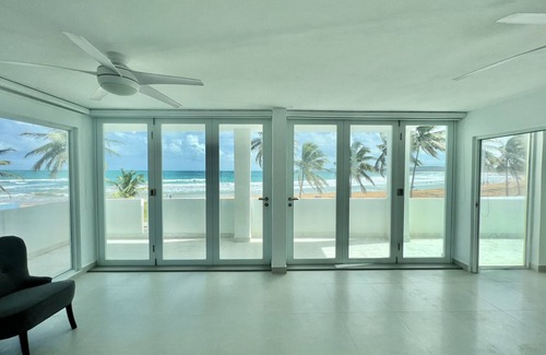 Vilomar House | Beach front dream 5br/4ba house w/roof top terrace