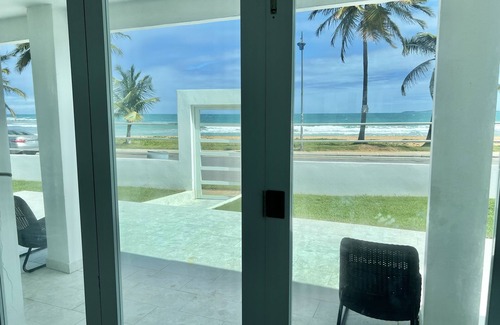 Vilomar House | Beach front dream 5br/4ba house w/roof top terrace
