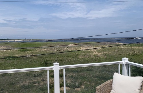Newburyport House | Beach Front Getaway