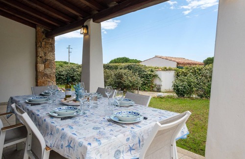 Baia Sant'Anna House | Beach front home in Budoni