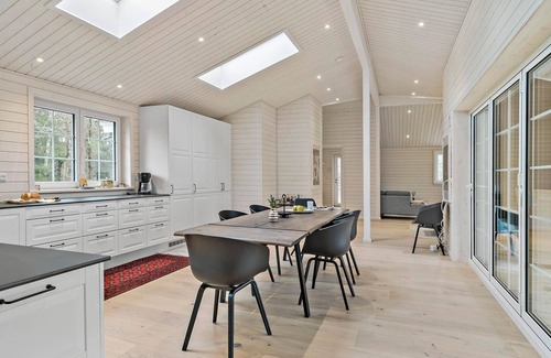 Udsholt Sand House | Beach front home in Græsted with WiFi