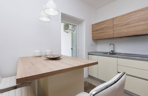 Punat House | Beach front home in Punat with kitchen