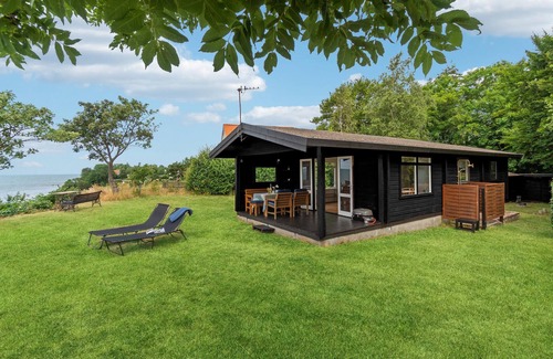 Ronne House | Beach front home in Rønne with WiFi