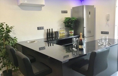 Torrevieja Villa | BEACH FRONT-LINE/Private Pool/Car not necessary/Air Con/Wi-Fi