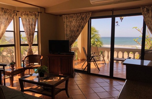 Rancho Santana Condo | BEACH FRONT on the budget Hacienda Iguana Villa A7 - 2bd/1ba