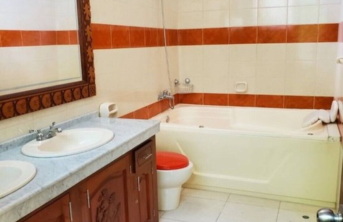 Huanchaco House | Beach Front twin bed house