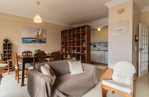 Figueira da Foz Apartment | Beach Front Spacious T3 Apartment