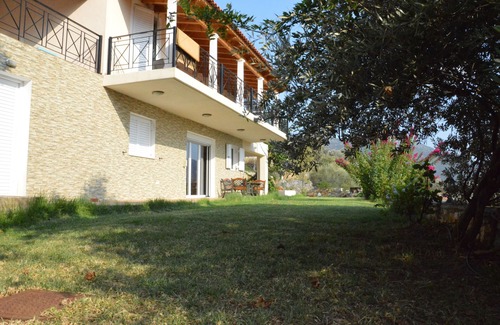 Kymi-Aliveri Villa | Beach Front Villa in Euboea with Superb View