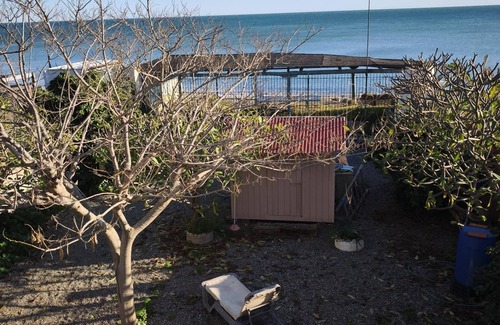 Almayate Bajo Villa | Beach house in Valle Niza with direct sea access and parking