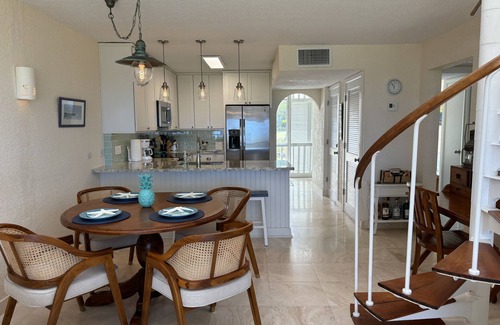 Estate Salt River Condo | Beach Happy! A stunning 3 bed/3 bath condo on St Croix's north shore