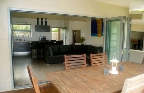 Takitumu District House | Beach Haven, right on the beach