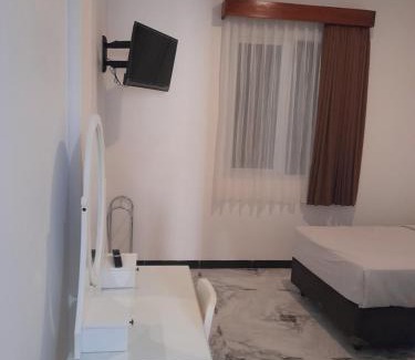 Batu Karas Hotel | Beach Hotel Wirton Batukaras
