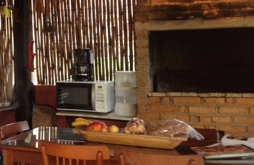 Picinguaba House | Beach house 100 meters from the sea, between Paraty and Ubatuba, 8 people, 3 suites!