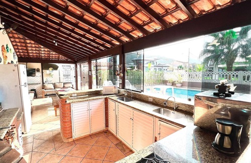 Caraguatatuba Condo | Beach House, 300 mts, with Pool and WIFI