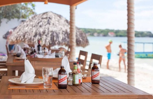 Negril Condo | Beach House Condos: Beachfront Ocean House - 7mile Beach Jamaica