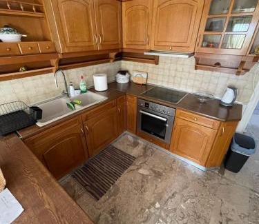 Nea Peramos Apartment | Beach House in Nea Peramos