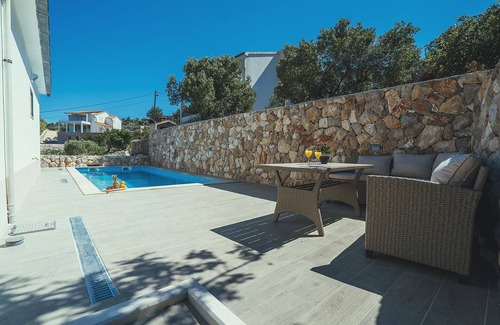 Veliki Drvenik Villa | BEACH HOUSE ON ISLAND, HEATED POOL,PRIVAT BEACH, SPLIT COUNTY