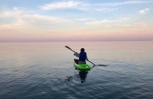 Lakeside - Lester Park House | Beach house on Lake Superior - Direct beach access - Sunrise view over the lake!