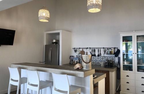 Pietermaai District House | Beach house Pietermaai - private swimming pool - by the sea - historic Willemstad