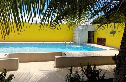 Diogo House | Beach house with pool, barbecue and wood oven