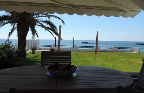 Sarroch House | Beach house with private beach access