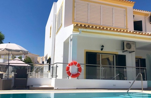 Pera House | Beach House with private pool - 4km from th beach