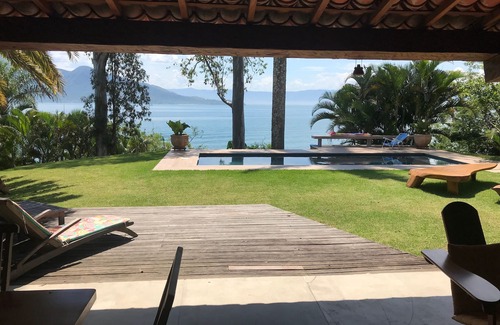 Siriuba House | Beach house with sea view
