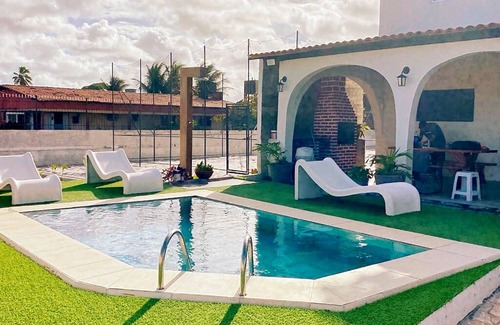 Lucena House | BEACH HOUSE WITH WI-FI/POOL/GRILL