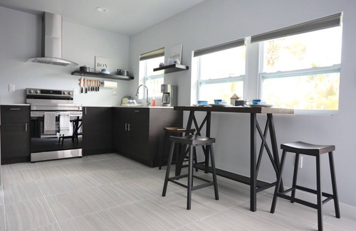 Laurel Condo | Beach is only one a minute drive. Nicely remodeled condo.