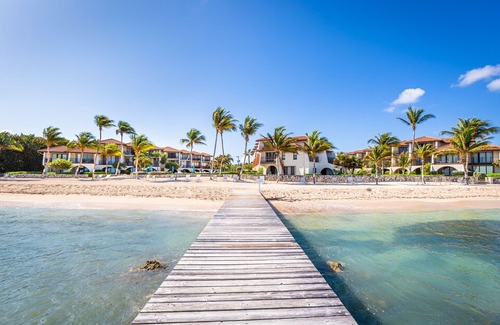 West Bay Apartment | Beach Living at Villas Pappagallo (BLMT)