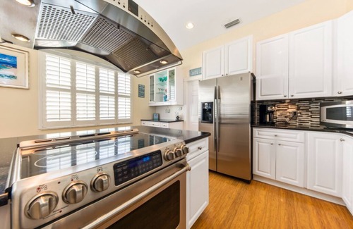 Siesta Key Village House | Beach Location - Luxury Villa with Pool, Walk to Beach and Restaurants!