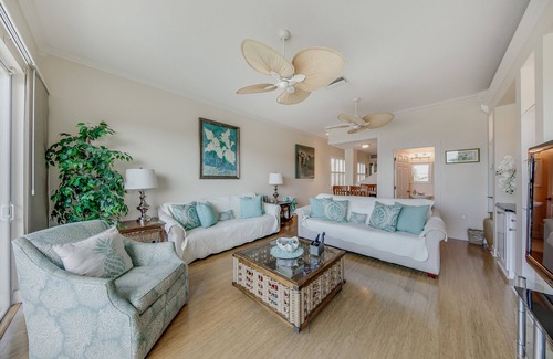 Siesta Key Village House | Beach Location - Luxury Villa with Pool, Walk to Beach and Restaurants!