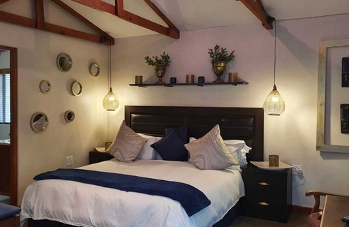 Strand House | Beach Manor - 22 Pax