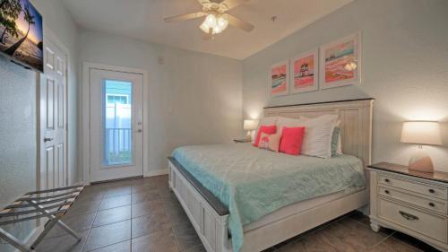 Port Aransas House | Beach Nearby Pool 6-Units Costa Bahia w Pet Access