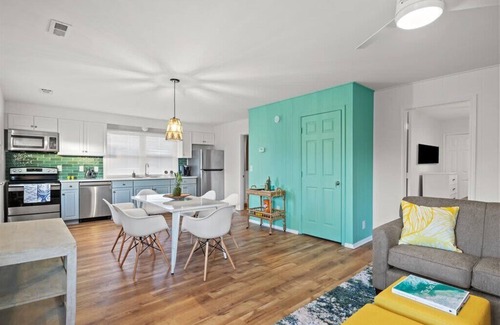 Crescent Beach Apartment | Beach Nest #4 2BR 2BA Walk to Beach