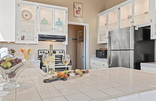 Dillon Beach House | Beach Nest~Stunning & Cozy Ocean Cottage-Views & Sauna!HtTb/PlTble/Pup/WiFi