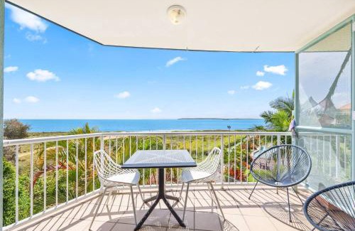 Urangan Apartment | Beach Overlook - Absolute Resort-style Living